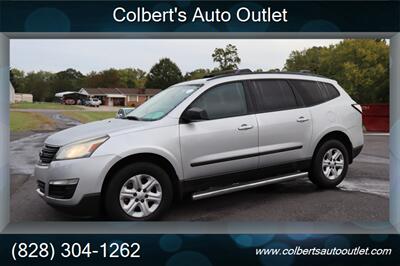 2017 Chevrolet Traverse LS - Photo 2 - Hickory, NC 28601