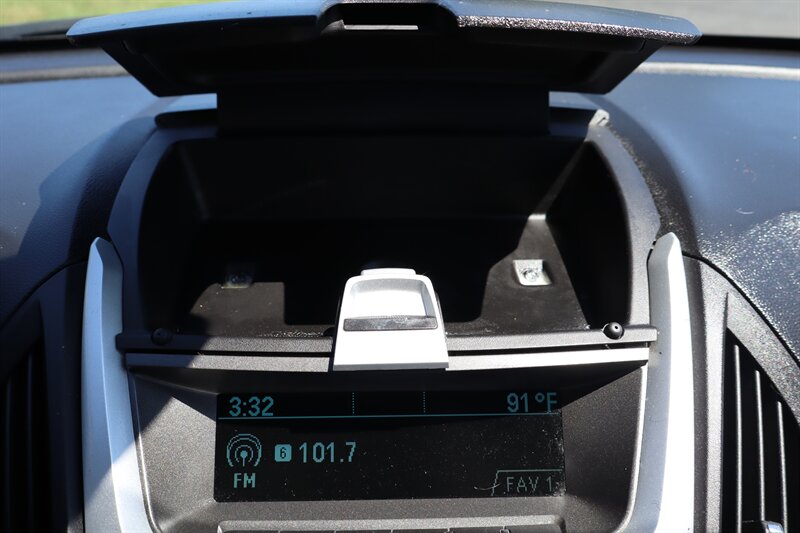 2013 Chevrolet Equinox LS - Photo 21 - Hickory, NC 28601