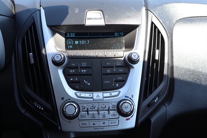 2013 Chevrolet Equinox LS - Photo 22 - Hickory, NC 28601