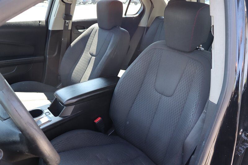 2013 Chevrolet Equinox LS - Photo 12 - Hickory, NC 28601