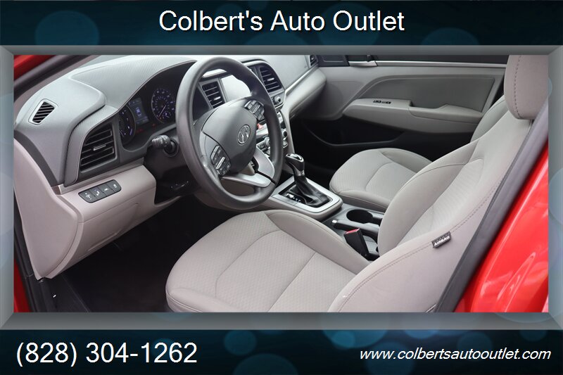 2020 Hyundai ELANTRA SEL - Photo 8 - Hickory, NC 28601