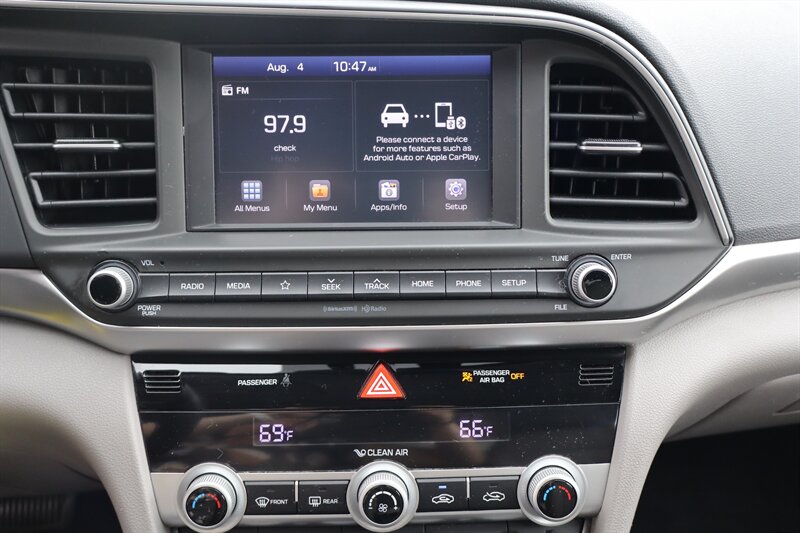 2020 Hyundai ELANTRA SEL - Photo 11 - Hickory, NC 28601