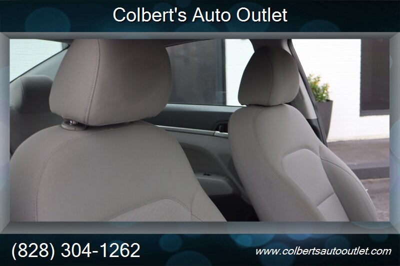 2020 Hyundai ELANTRA SEL - Photo 18 - Hickory, NC 28601