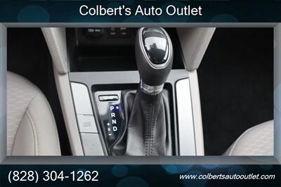 2020 Hyundai ELANTRA SEL - Photo 12 - Hickory, NC 28601