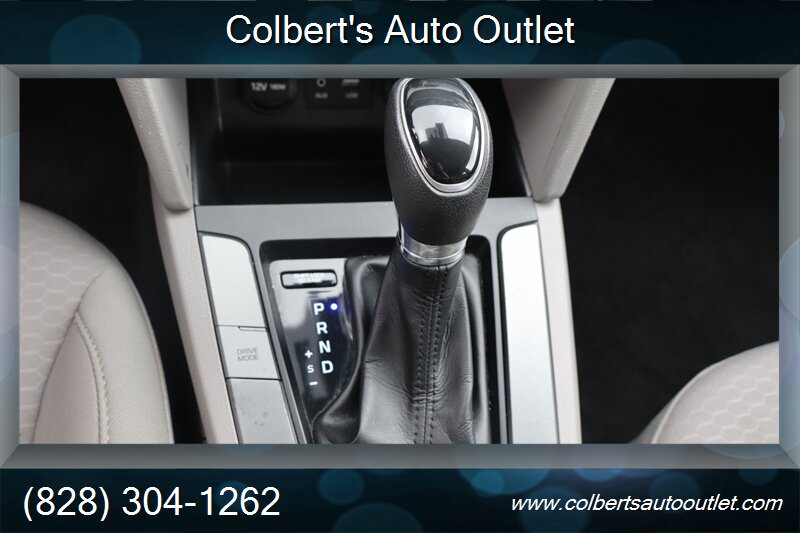 2020 Hyundai ELANTRA SEL - Photo 12 - Hickory, NC 28601
