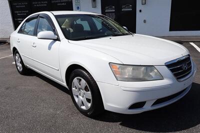 2009 Hyundai Sonata GLS 4dr Sedan 5A   - Photo 2 - Hickory, NC 28601