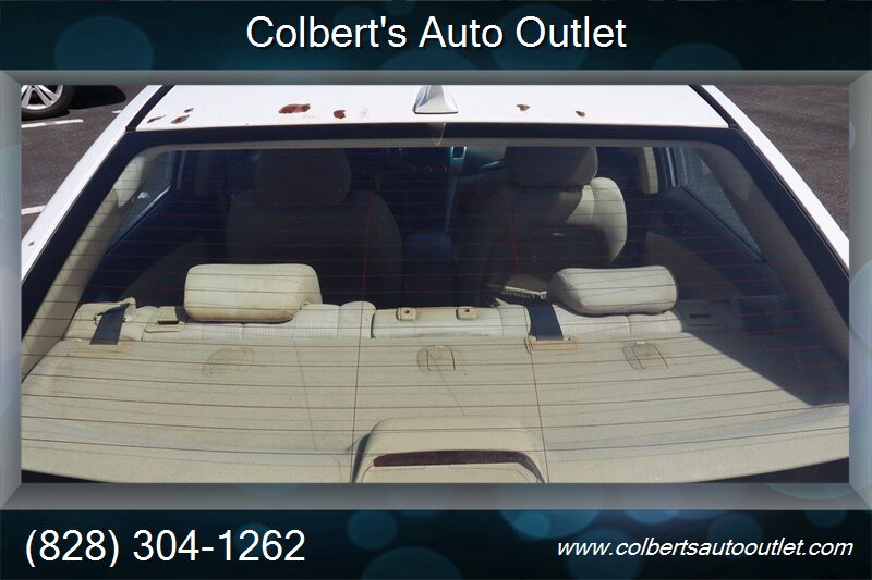 2009 Hyundai Sonata GLS 4dr Sedan 5A - Photo 8 - Hickory, NC 28601
