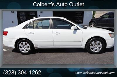 2009 Hyundai Sonata GLS 4dr Sedan 5A - Photo 10 - Hickory, NC 28601