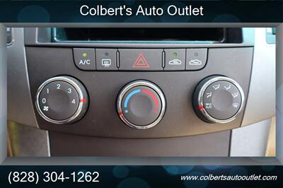 2009 Hyundai Sonata GLS 4dr Sedan 5A - Photo 47 - Hickory, NC 28601