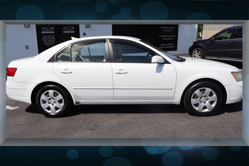 2009 Hyundai Sonata GLS 4dr Sedan 5A - Photo 34 - Hickory, NC 28601