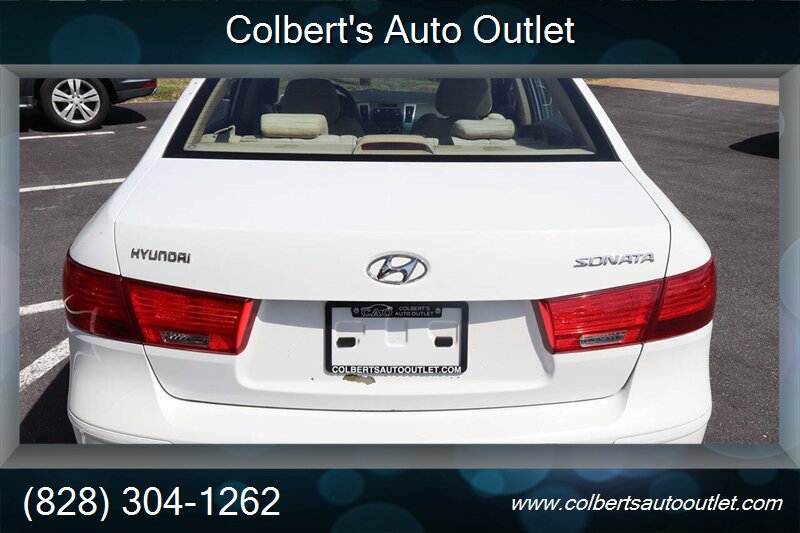 2009 Hyundai Sonata GLS 4dr Sedan 5A - Photo 7 - Hickory, NC 28601