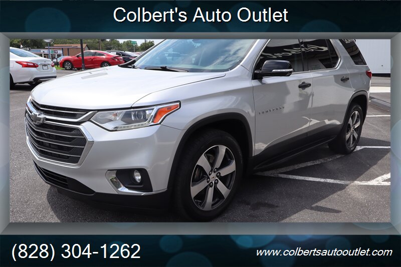 2019 Chevrolet Traverse LT Leather - Photo 3 - Hickory, NC 28601