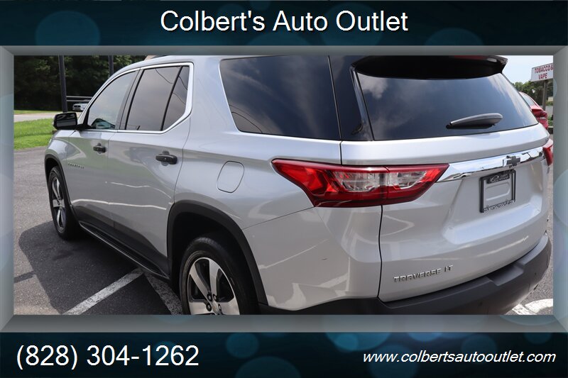 2019 Chevrolet Traverse LT Leather - Photo 5 - Hickory, NC 28601