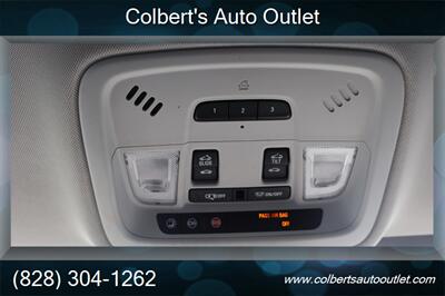 2019 Chevrolet Traverse LT Leather - Photo 34 - Hickory, NC 28601