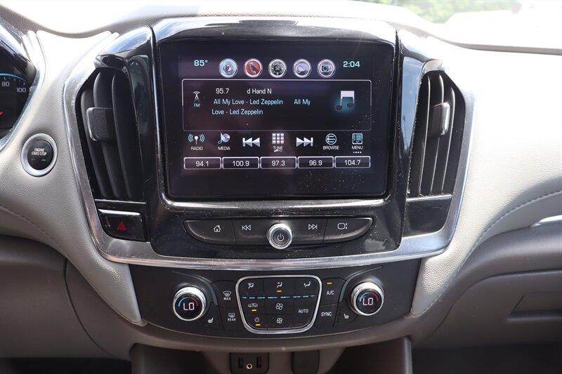 2019 Chevrolet Traverse LT Leather - Photo 19 - Hickory, NC 28601