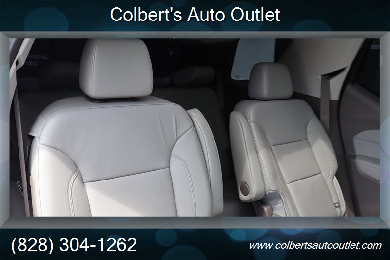 2019 Chevrolet Traverse LT Leather - Photo 26 - Hickory, NC 28601