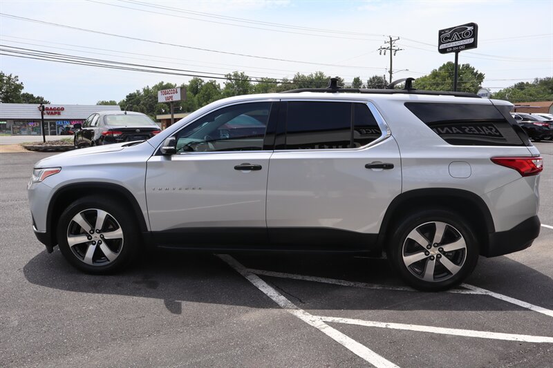 2019 Chevrolet Traverse LT Leather - Photo 9 - Hickory, NC 28601