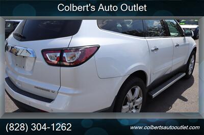 2016 Chevrolet Traverse LT   - Photo 6 - Hickory, NC 28601
