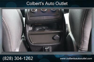 2016 Chevrolet Traverse LT   - Photo 21 - Hickory, NC 28601