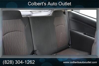 2016 Chevrolet Traverse LT   - Photo 22 - Hickory, NC 28601
