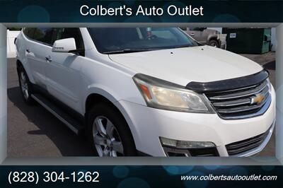 2016 Chevrolet Traverse LT   - Photo 3 - Hickory, NC 28601