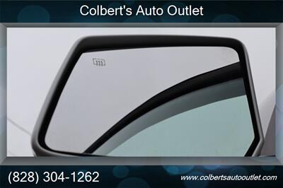 2016 Chevrolet Traverse LT   - Photo 28 - Hickory, NC 28601