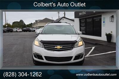 2016 Chevrolet Traverse LT   - Photo 2 - Hickory, NC 28601