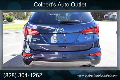 2018 Hyundai SANTA FE Sport 2.4L - Photo 10 - Hickory, NC 28601