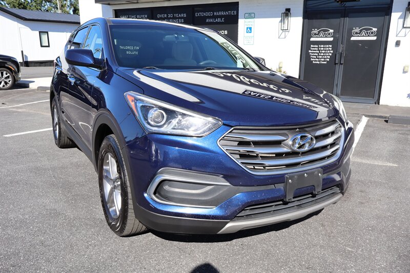 2018 Hyundai SANTA FE Sport 2.4L - Photo 2 - Hickory, NC 28601
