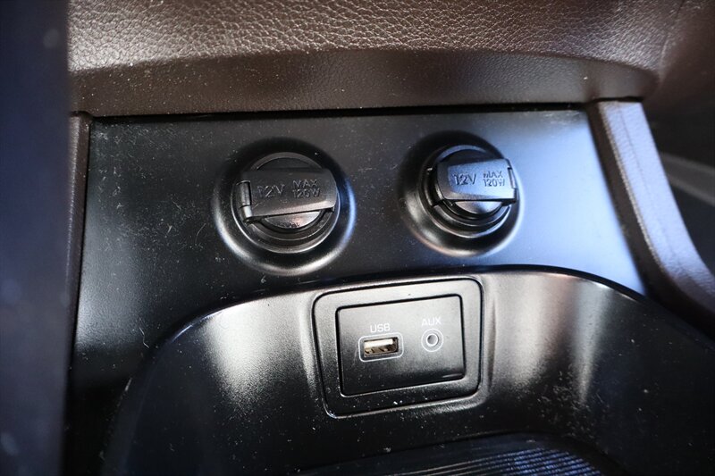2018 Hyundai SANTA FE Sport 2.4L - Photo 31 - Hickory, NC 28601