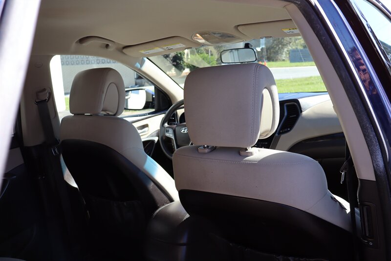 2018 Hyundai SANTA FE Sport 2.4L - Photo 20 - Hickory, NC 28601