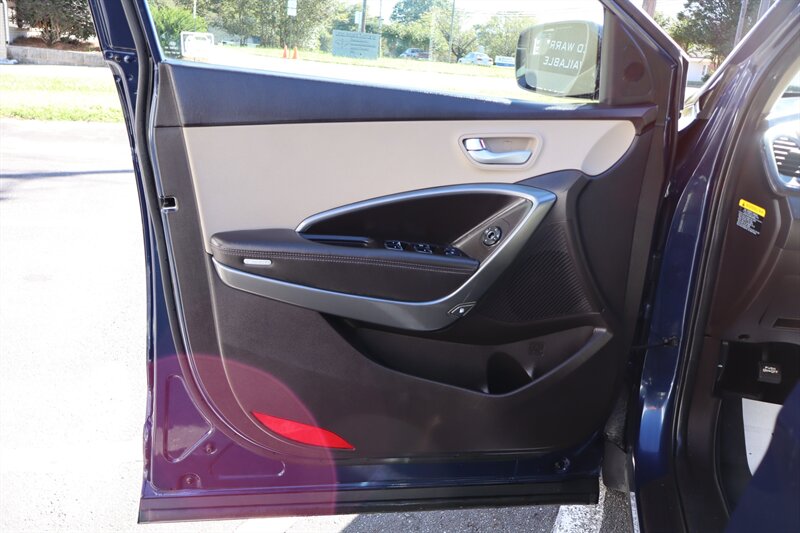 2018 Hyundai SANTA FE Sport 2.4L - Photo 14 - Hickory, NC 28601