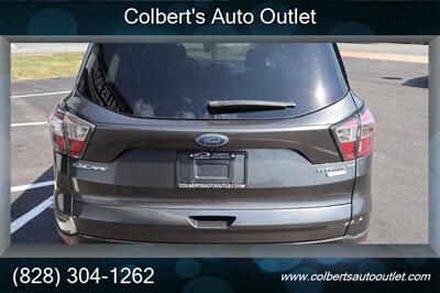 2017 Ford Escape Titanium 4dr SUV - Photo 7 - Hickory, NC 28601