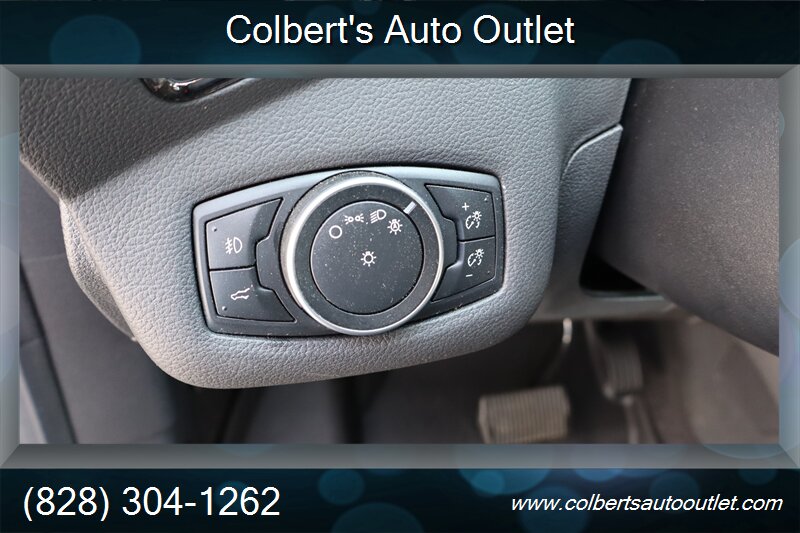 2017 Ford Escape Titanium 4dr SUV - Photo 53 - Hickory, NC 28601