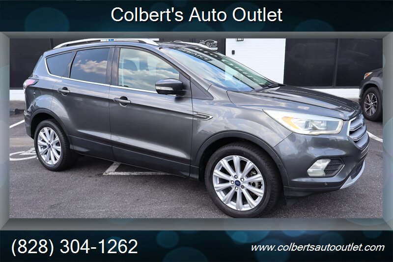 2017 Ford Escape Titanium 4dr SUV - Photo 31 - Hickory, NC 28601