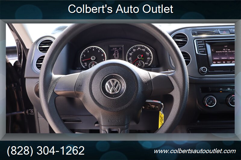 2018 Volkswagen Tiguan Limited 2.0T 4Motion - Photo 15 - Hickory, NC 28601