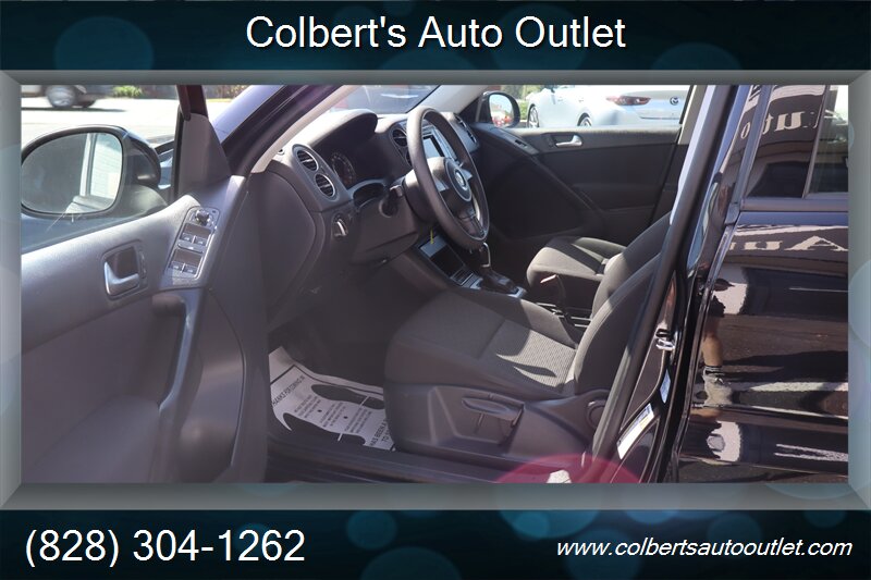 2018 Volkswagen Tiguan Limited 2.0T 4Motion - Photo 12 - Hickory, NC 28601