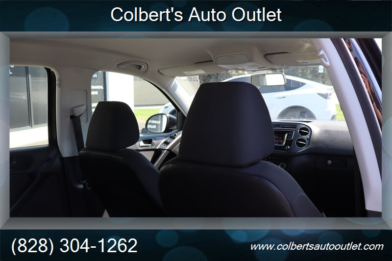 2018 Volkswagen Tiguan Limited 2.0T 4Motion - Photo 23 - Hickory, NC 28601