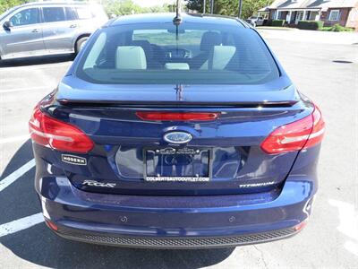 2017 Ford Focus Titanium 4dr Sedan   - Photo 7 - Hickory, NC 28601