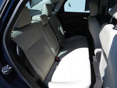 2017 Ford Focus Titanium 4dr Sedan   - Photo 18 - Hickory, NC 28601