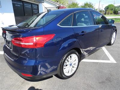 2017 Ford Focus Titanium 4dr Sedan   - Photo 8 - Hickory, NC 28601