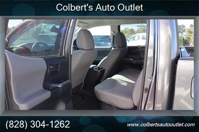 2016 Toyota Tacoma SR5 V6   - Photo 20 - Hickory, NC 28601