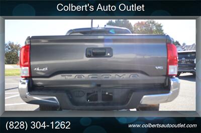 2016 Toyota Tacoma SR5 V6   - Photo 8 - Hickory, NC 28601