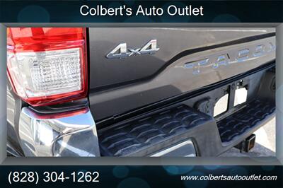2016 Toyota Tacoma SR5 V6   - Photo 9 - Hickory, NC 28601