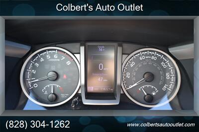 2016 Toyota Tacoma SR5 V6   - Photo 27 - Hickory, NC 28601