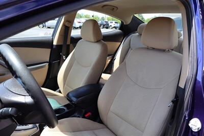 2013 Hyundai Elantra GLS   - Photo 12 - Hickory, NC 28601