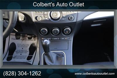 2013 Mazda Mazda3 i Touring - Photo 27 - Hickory, NC 28601
