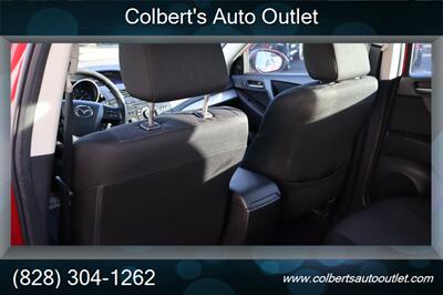 2013 Mazda Mazda3 i Touring - Photo 22 - Hickory, NC 28601