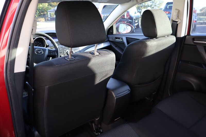 2013 Mazda Mazda3 i Touring - Photo 22 - Hickory, NC 28601