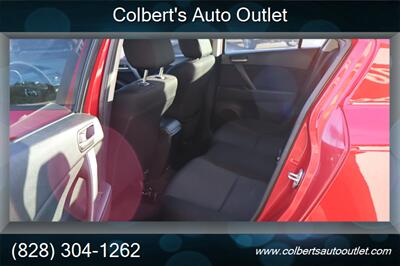 2013 Mazda Mazda3 i Touring - Photo 21 - Hickory, NC 28601